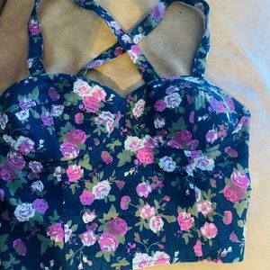 Floral medium stretchy crop top haulter top